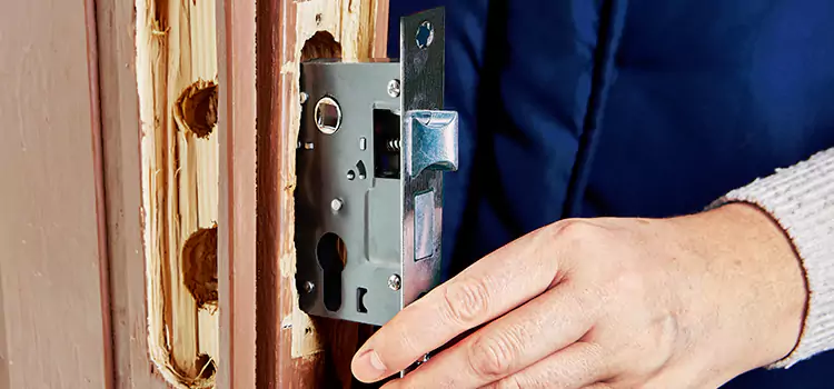 Garage Door Lock Replacement Kaysville